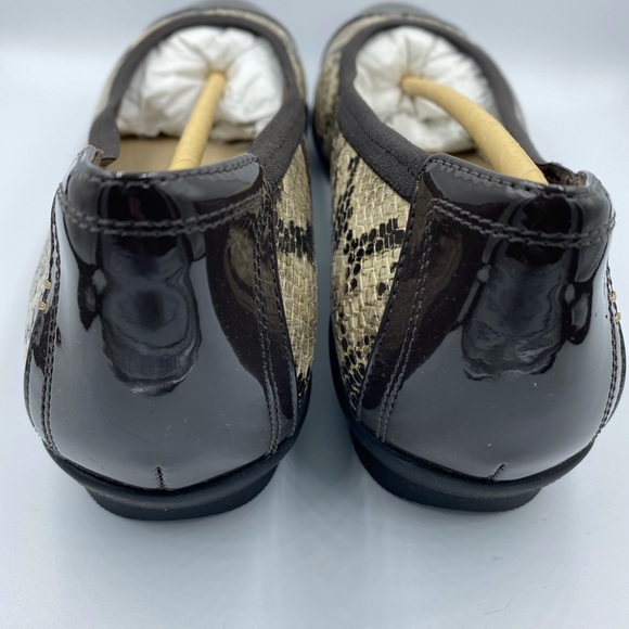 Clarks Sara Orchid Ballet Flats Slip On Faux Leather Snake Print - Picture 4 of 9